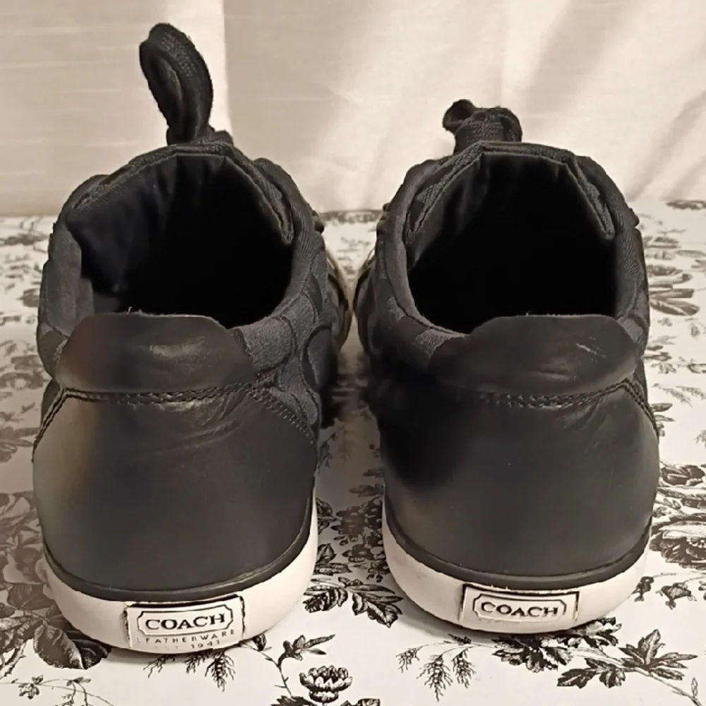 Coach Black‎ and White Casual Women's Sneakers Size 10B - Picture 2 of 10